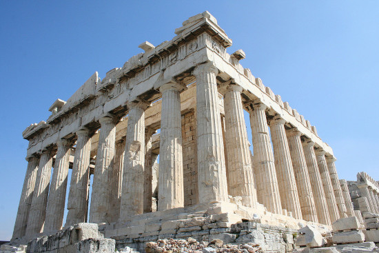 "Parthenon" av Onkel Tuca! - Eget arbete. Licensierad under CC BY-SA 3.0 via Wikimedia Commons - https://commons.wikimedia.org/wiki/File:Parthenon.JPG#/media/File:Parthenon.JPG